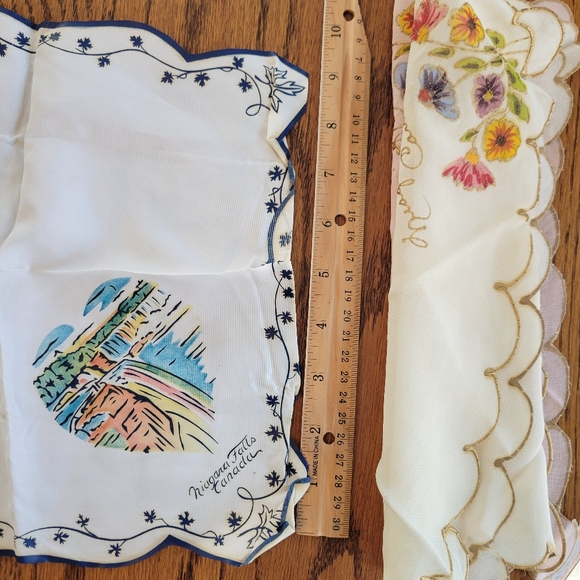 Vintage Hankie Trio ~ Niagara Falls, Canada ~ Flowers & Falls! Pretty Images! - Picture 9 of 16